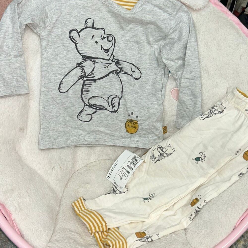 Marks & Spencer Winnie the Pooh pant set 12/18